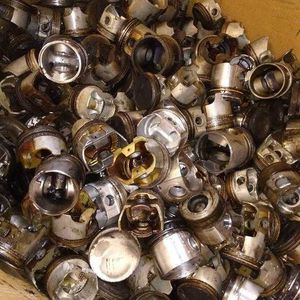 Aluminum pistons (Tarry)
