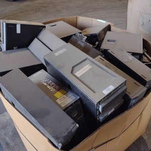 主机塔(完整) PC tower complete