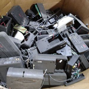 UPS带电池 UPS w battery