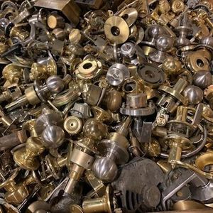 40% 带铁黄铜 40% irony brass