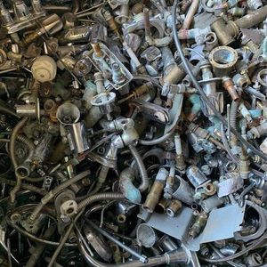 80% 带铁黄铜 80% irony brass