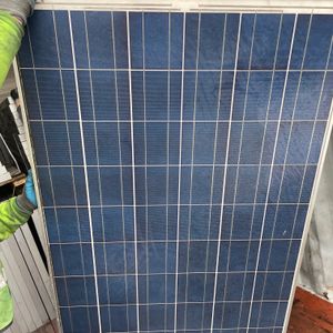太阳能板 Solar panels