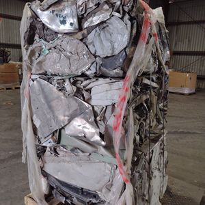 Old aluminum-sheet mixed