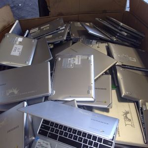 笔记本电脑 Laptop 