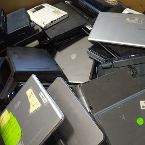 笔记本电脑 Laptop 