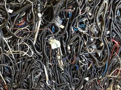 Degaussing wire