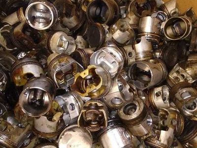Aluminum pistons (Tarry)
