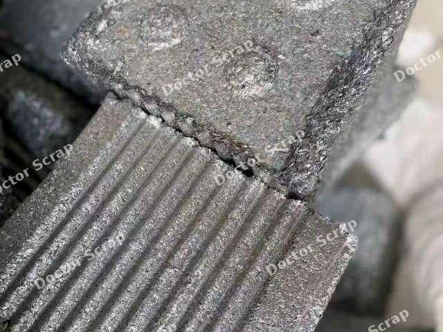 Baled shredded talk fins