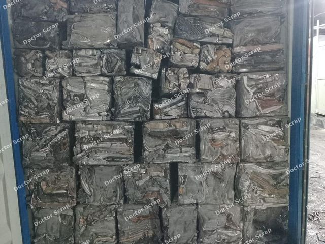 干净全铝散热器